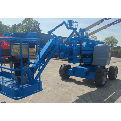 Коленчатый подъемник Genie Z-45