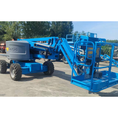Коленчатый подъемник Genie Z-45 (2017 г.)