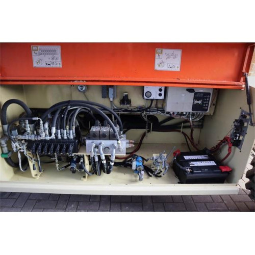 Ножничный подъемник JLG 203-24