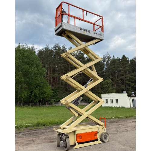 Ножничный подъёмник JLG 2630 ES