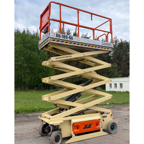 Ножничный подъёмник JLG 3246ES