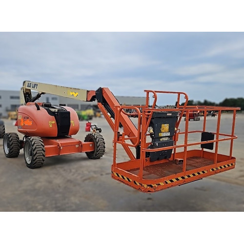 Коленчатый подъёмник JLG 600AJ