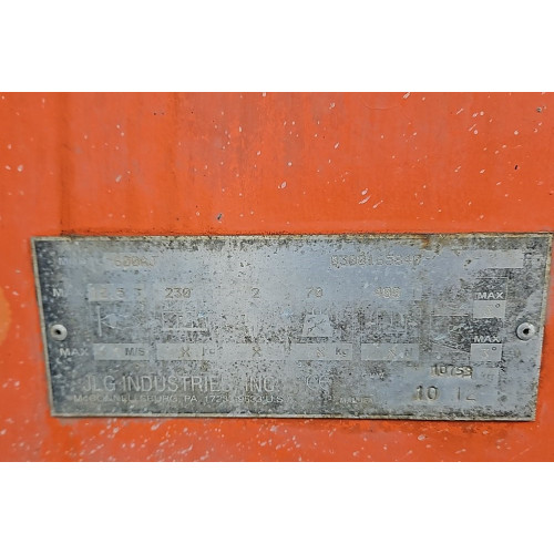 Коленчатый подъёмник JLG 600AJ