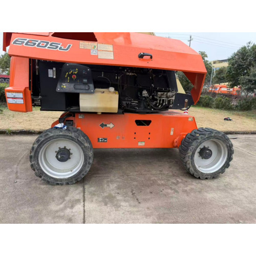 Телескопический подъёмник JLG 660SJ