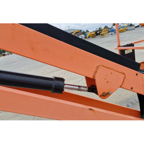 Телескопический подъёмник JLG 860SJ